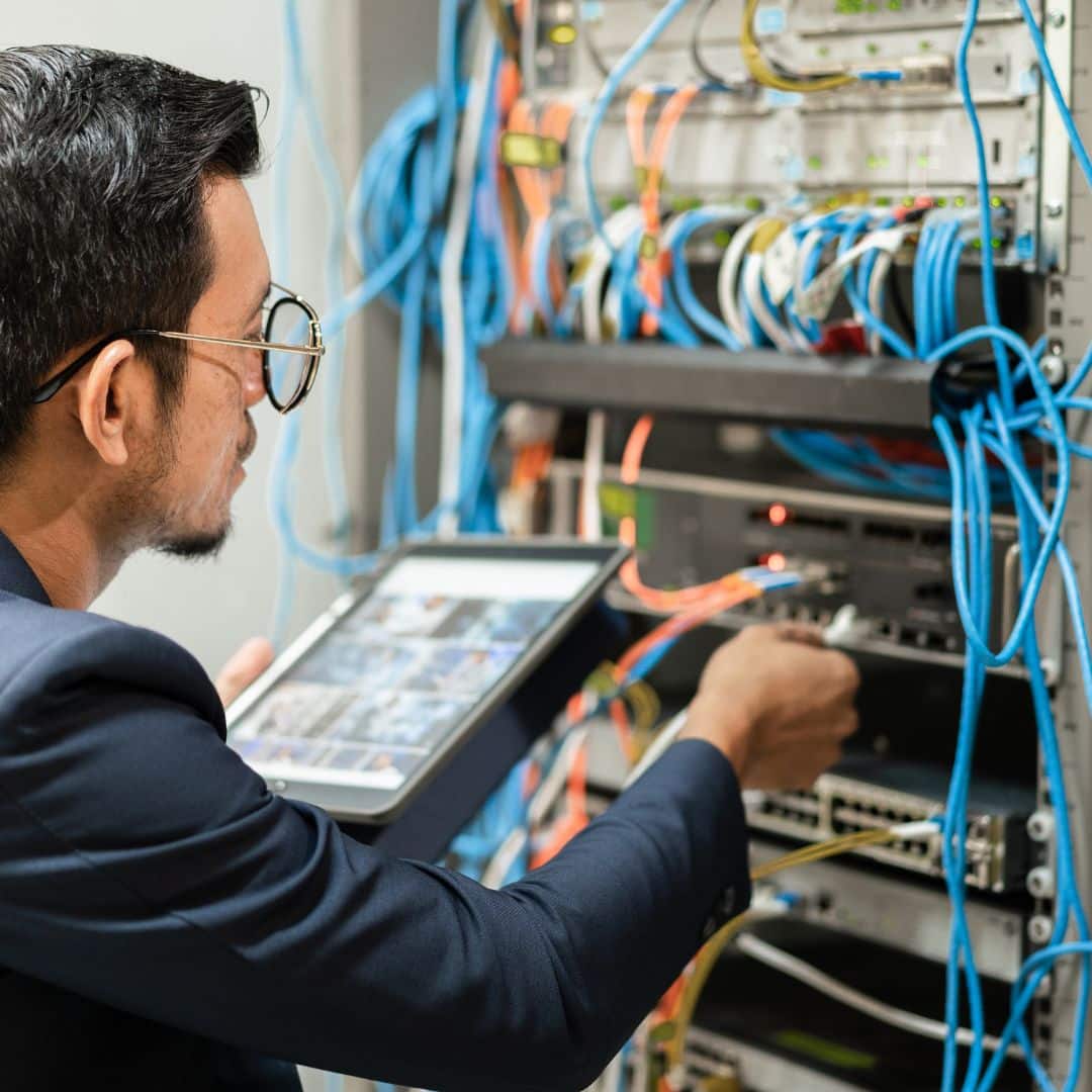 Infraestructure Maintenance Infraestructure Maintenance Thinker Friends