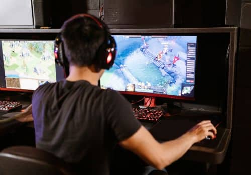 Thinker Friends Videogames and simulator